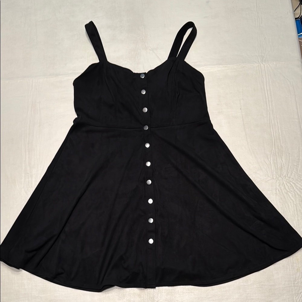 Forever 21 Woman's Black Faux Suede Silver Snaps Adjustable Strap Dress Size XL